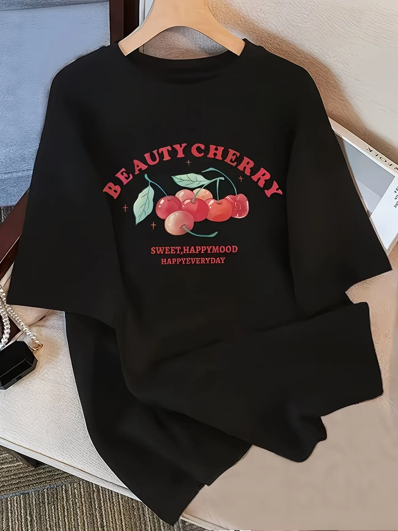 Vintage Beauty Cherry Graphic  - Women'S Fashion From The 90S incelemesi ve fiyatı