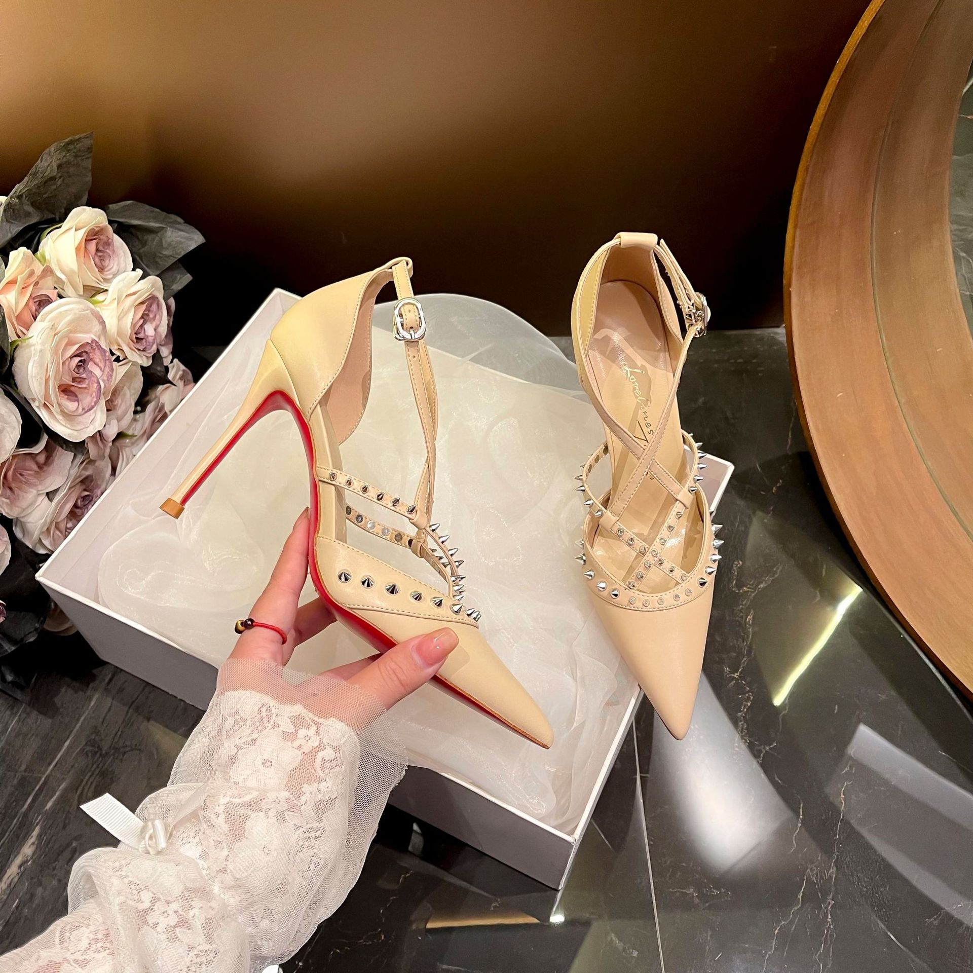 Retro Woman Shoes Sandals Stil - Women'S Fashion Suit incelemesi ve fiyatı