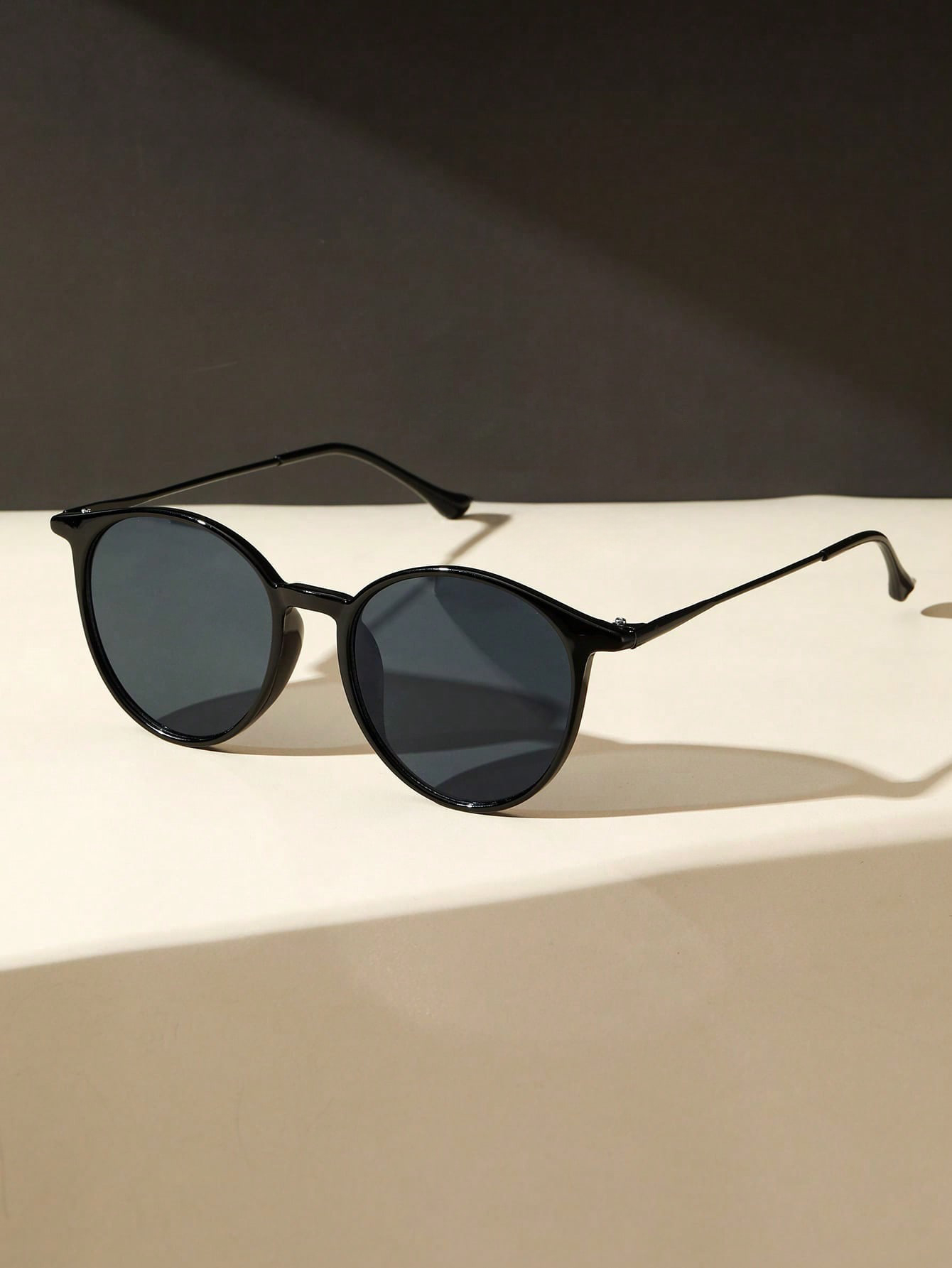 1PC Fashion Round Metal Women  - Women'S Fashion Eyeglasses incelemesi ve fiyatı