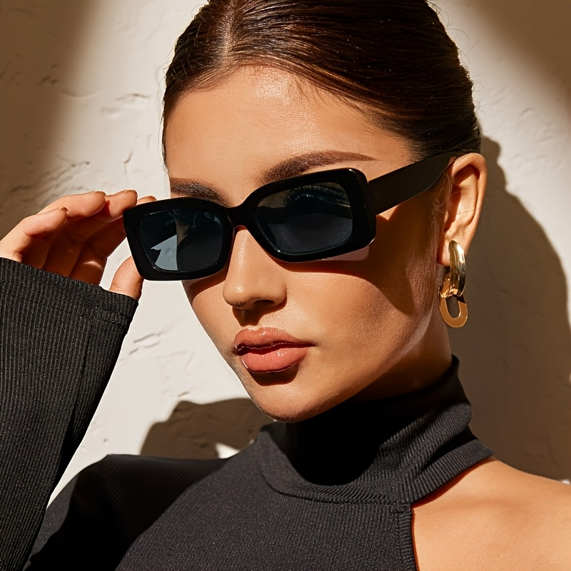 Glossy Black Chunky Rectangle  - Women Fashion Photoshoot incelemesi ve fiyatı
