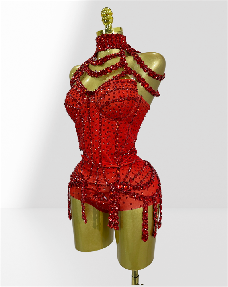 Red Sparkling Diamond Halter S - Women Fashion Photoshoot incelemesi ve fiyatı